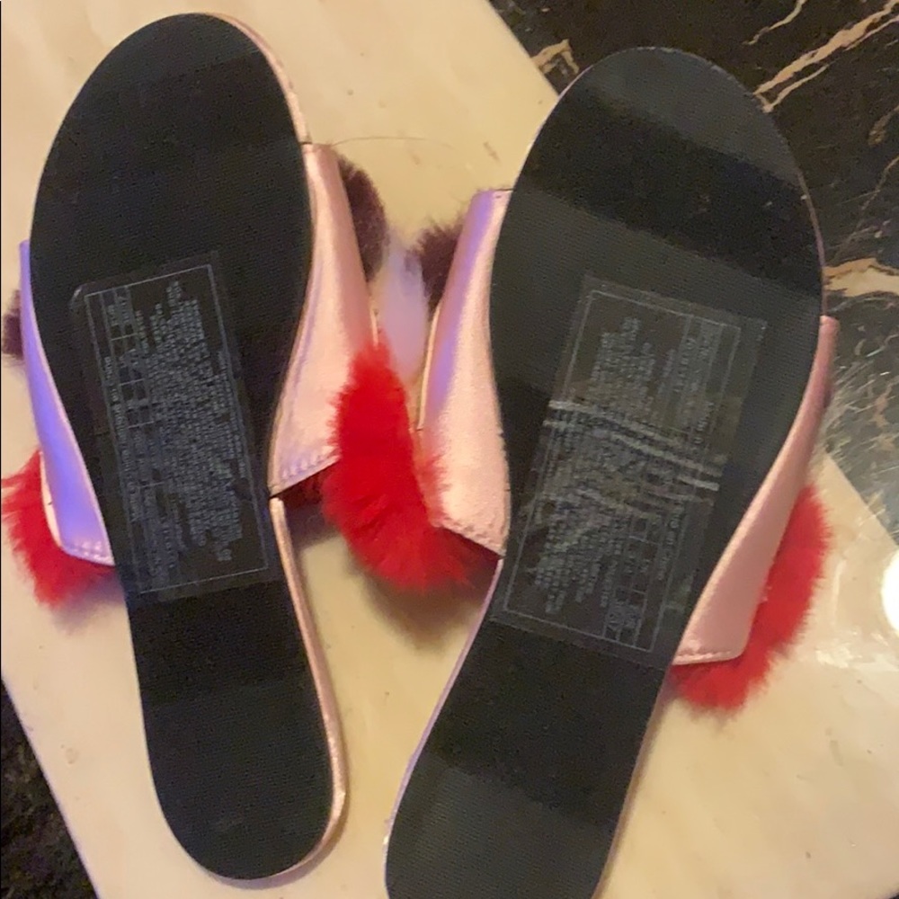 Slipper - Picture 5 of 6
